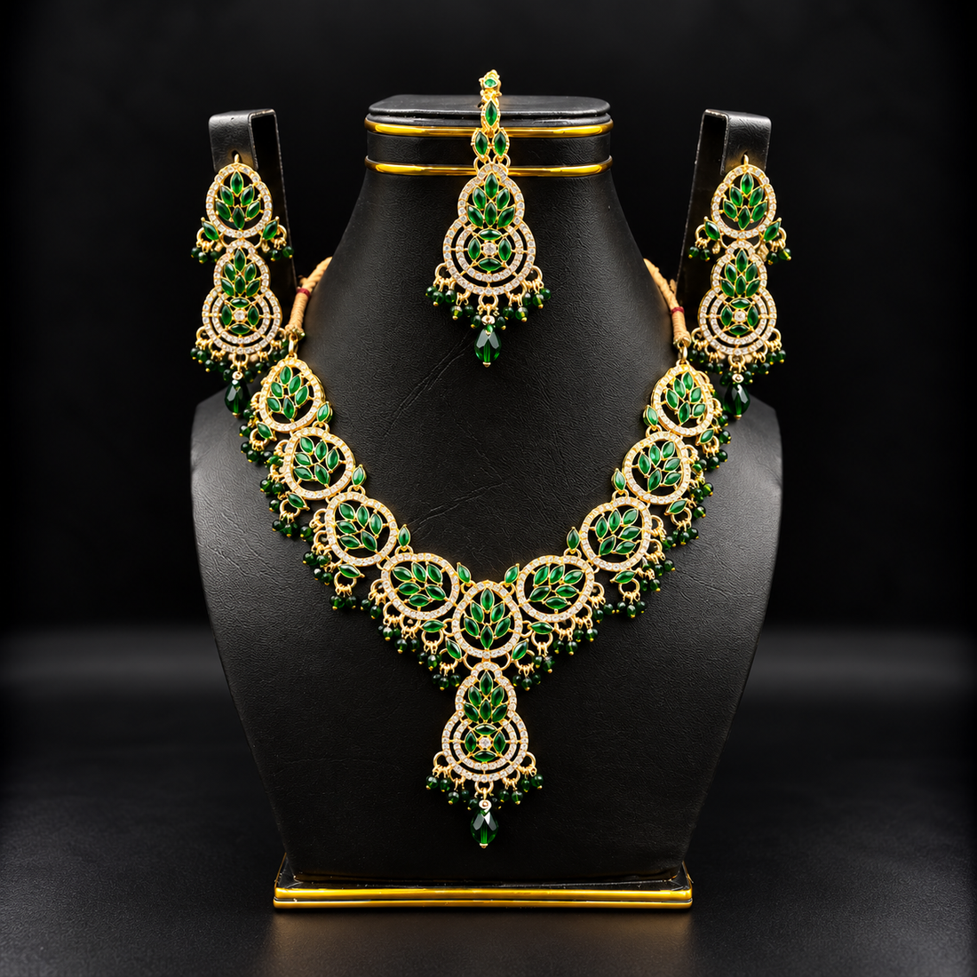 Naqsh Necklace Set