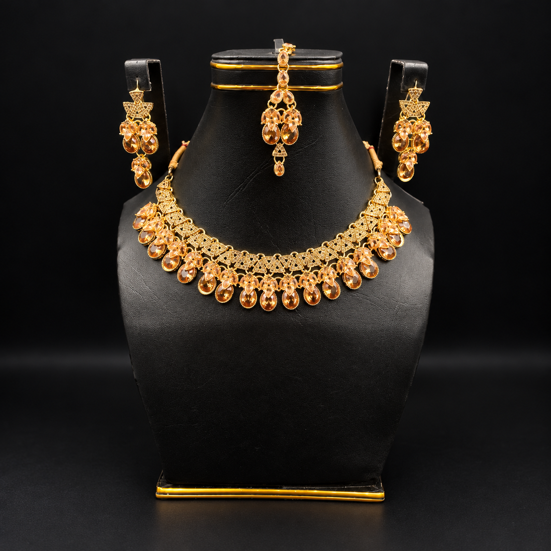 Anabia Necklace Set